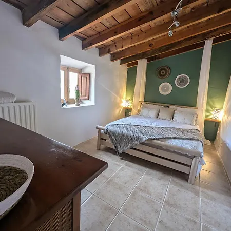 Casa Satori Bed & Breakfast *